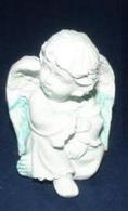 ANGELČEK manjši - sedeči 