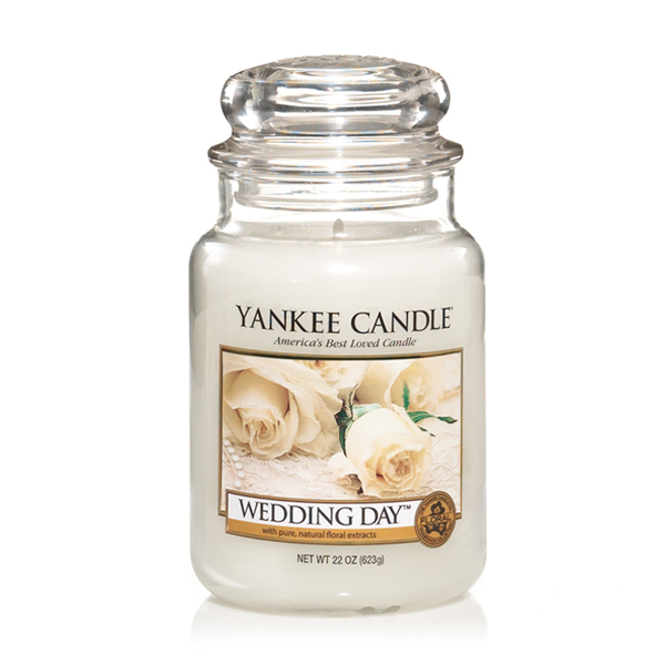 Dišeča sveča YANKEE CANDLE 