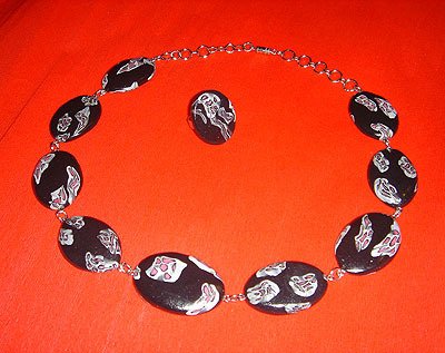Unikaten, ročno izdelan nakit (ogrlica in prstan).