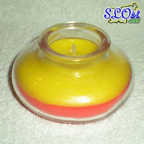 Parafinska sveča, dišeča, rdeča/rumena (Sp002)